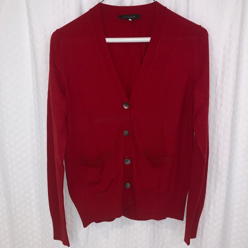 Ann Taylor Classic V Cardigan